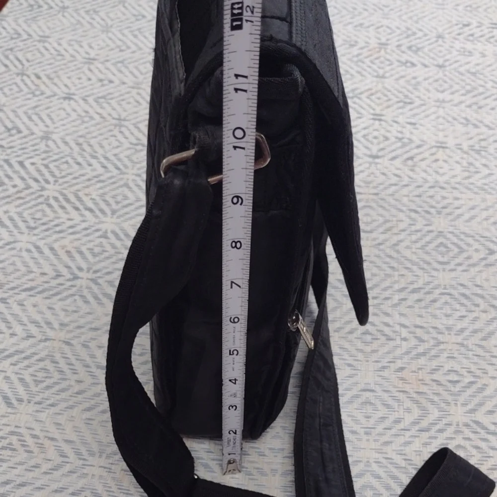Lug Quilted Black Messenger Bag Crossbody